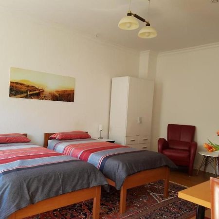 Ferienwohnung Im Zentrum Hannover City, Ruhig, Hbf- Naehe, Freie Oeffentliche Parkplaetze Exteriör bild